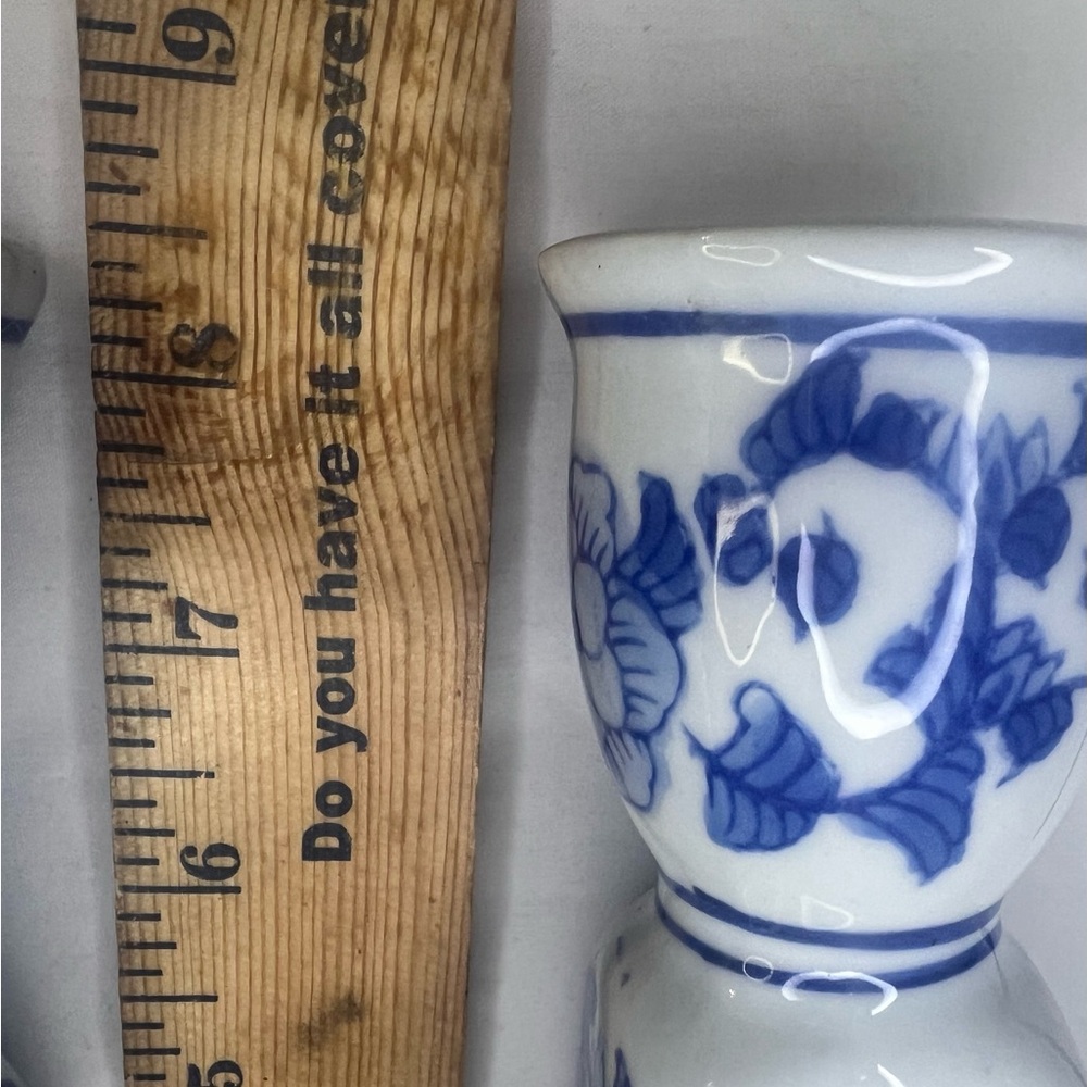 2 Vintage Japanese Blue & White Vases– Wide Base Floral Hand Painted Mint - Picture 7 of 7